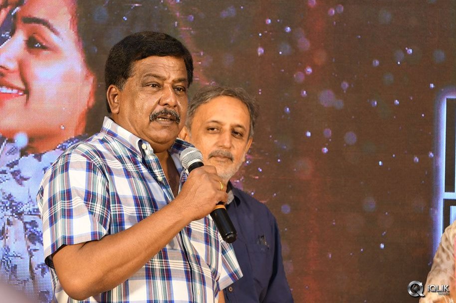 100-Days-of-Love-Movie-Audio-Launch